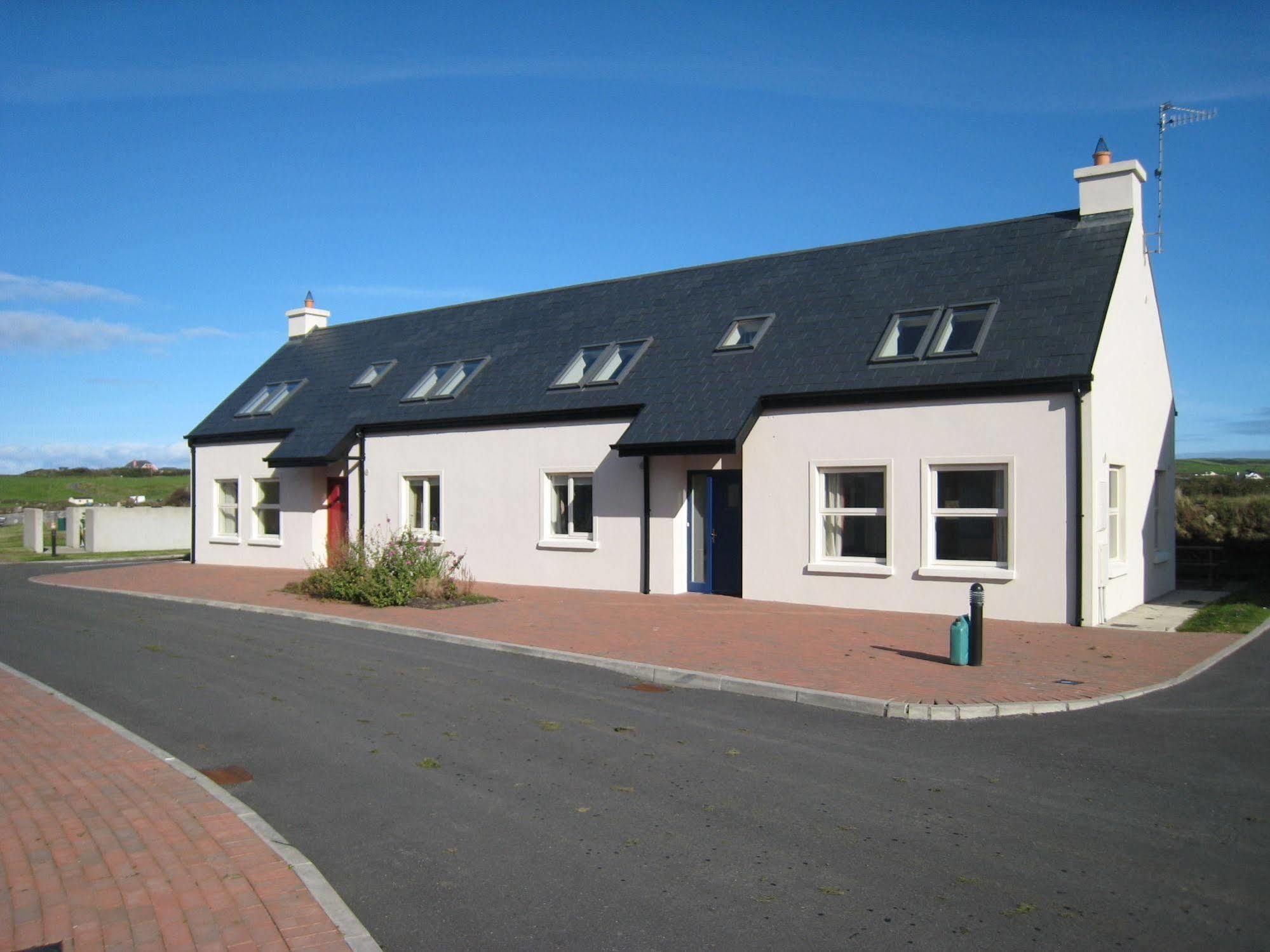 Doolin Village Lodges 외부 사진